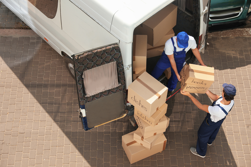 storage removals workers 